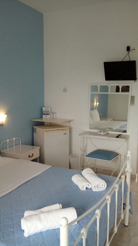 Hotel Flisvos 2*